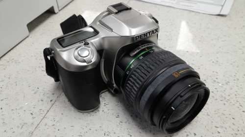 Pentax *ist D + 18-55mm Pentax Lens (Not Working)