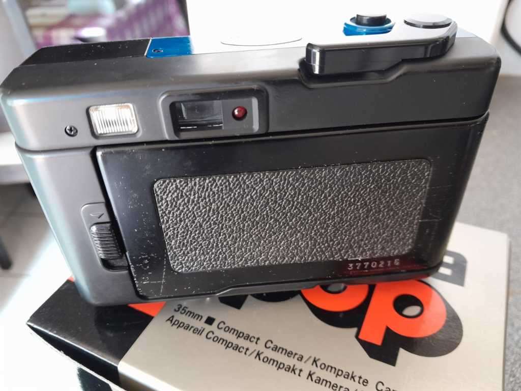 Konica Pop 35mm Film Camera (Blue)