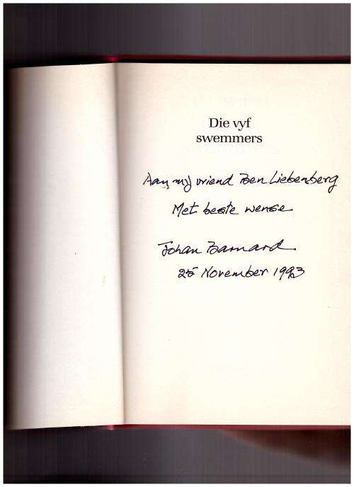 DIE VYF SWEMMERS *GETEKEN* DIE ONTSNAPPING VAN WILLIE STEYN EN VIER MEDEKRYGSGEVANGENES UIT CEYLON