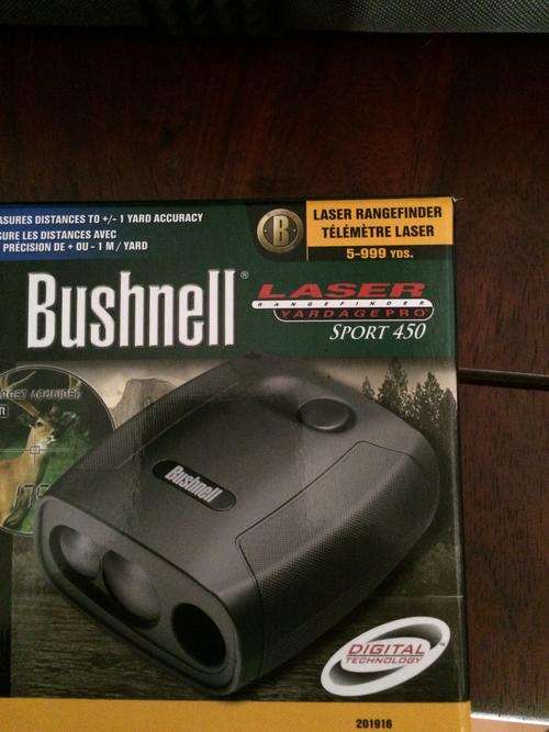 BUSCHNELL RANGE FINDER