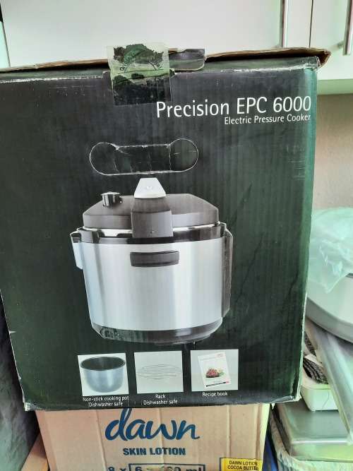 AEG electric pressure cooker