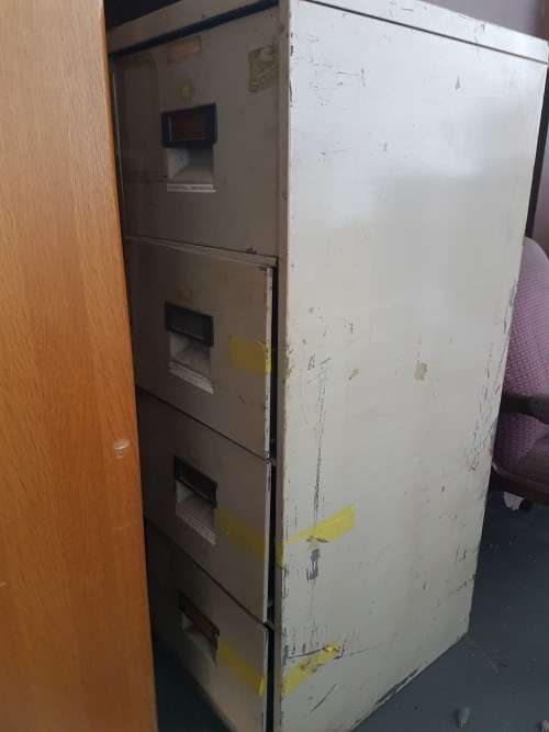 30 Steel Lockers & 2 Double Steel Lockers & 2 Steel File Drawers - Secondhand