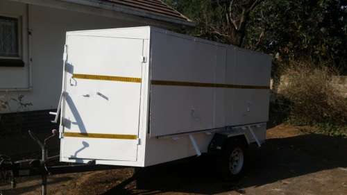 Heavy Duty Trailer - Break Axle and Lockable and High Load Capacity