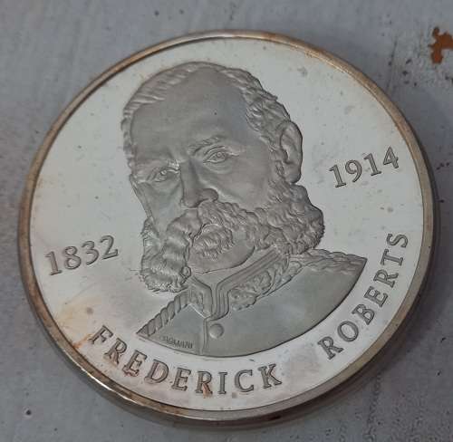 1832 -1902 Silver, Fredrick Roberts, Anglo Boer War Medallion. 41.3 gram silver