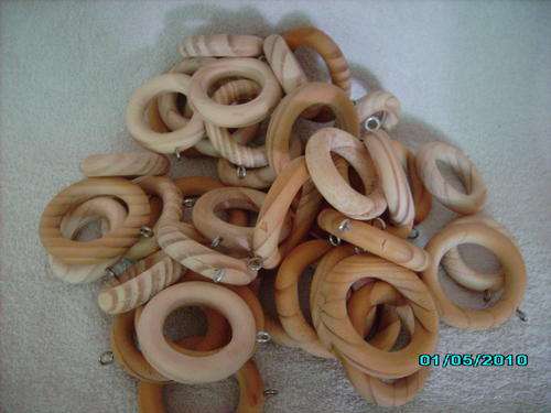 2 sizes wooden curtain rings