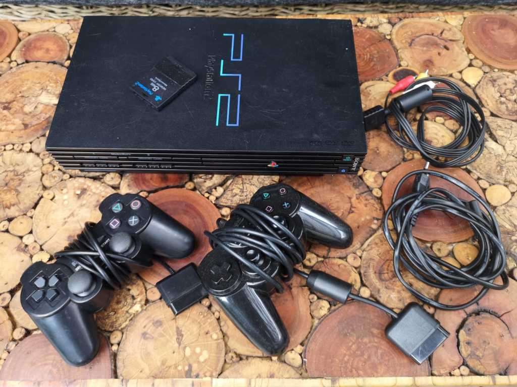 PS2 Phat Console Bundle - (Not working)