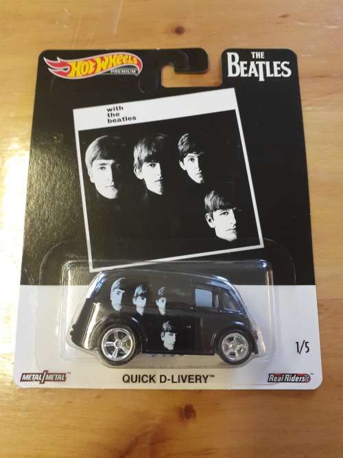 HOT WHEELS PREMIUM THE BEATLES SET (5 PIECE)