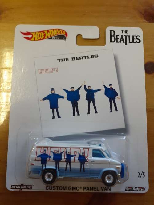 HOT WHEELS PREMIUM THE BEATLES SET (5 PIECE)