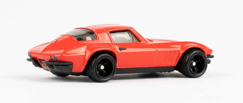 HOT WHEELS PREMIUM `FAST AND FURIOUS` `65 CORVETTE STINGRAY COUPE
