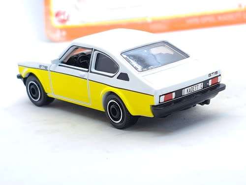 MATCHBOX 1975 OPEL KADETT C GT/E (DAMAGED BLISTER)