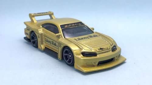 HOT WHEELS LB SUPER SILHOUETTE NISSAN SILVIA (S15)