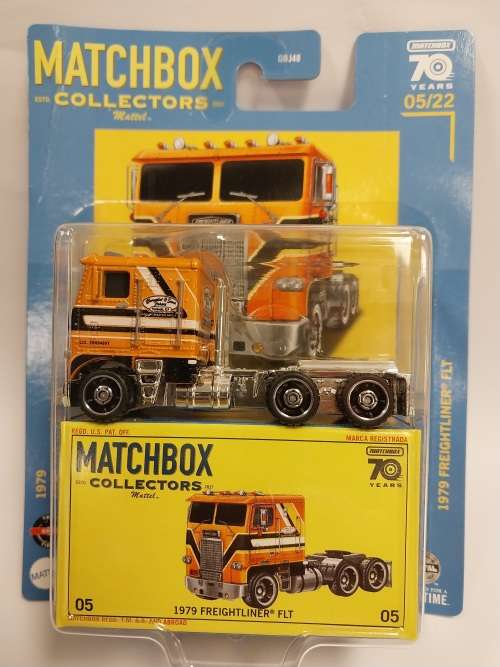 2023 MATCHBOX COLLECTORS EDITION 1979 FREIGHTLINER FLT (CREASED CARD)