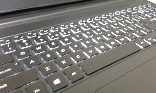 DELL LATITUDE  3550  INTEL CORE I5-5200U CPU @2.20 GHZ-8 GB RAM - 500 GB HDD - 5TH GENERATION