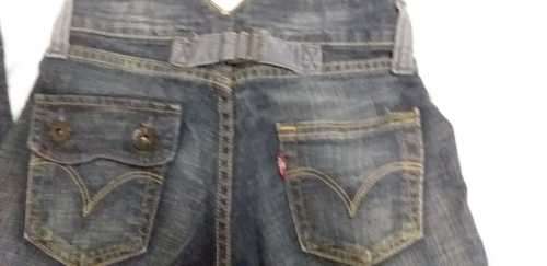 Levi Original Jeans - 26x32 - Like New