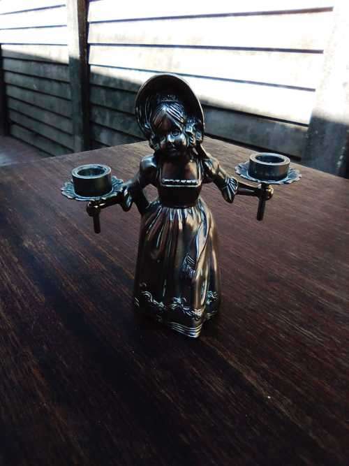 WOW RARE!! STUNNING ELWECO ZINC GIRL HOLDING 2 CANDEL HOLDER- 10cm Hight - 4.5cm Bottom