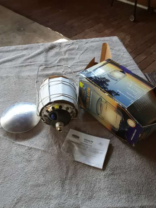 Cadac - 300 Candle Power - Ultra Lite Gas Lamp with Piezo Ignition - BRAND NEW