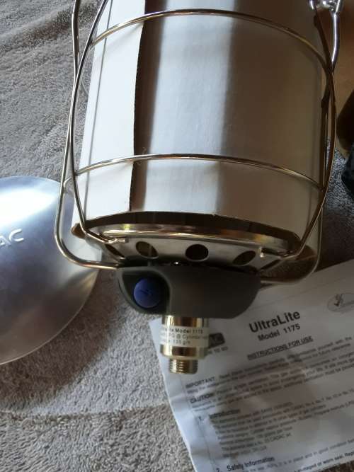 Cadac - 300 Candle Power - Ultra Lite Gas Lamp with Piezo Ignition - BRAND NEW