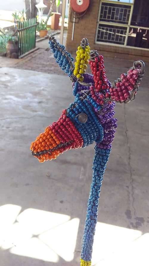 AMAZING - AFRICAN CULTURE GIRAFFE - VERY COLORFUL - 1,26m Meters in Height - AMAZING FIND