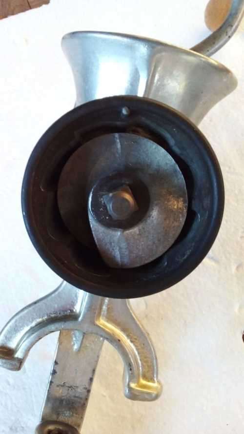 Husqvarna Mincer Reliance No.8 Meat Grinder hand crank made in Sweden - Complete - Amazing Buy