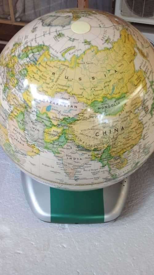 "LEAP FROG ODYSSEY III INTERACTIVE TALKING SMART GLOBE EUREKA CHALLENGE - World Geography - 100%
