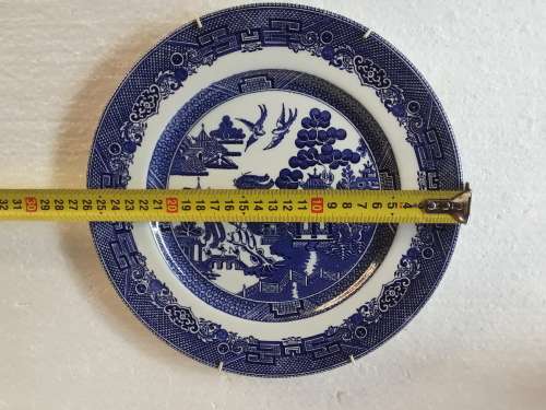 Vintage Churchill England Blue Willow Porcelain 8 Round - JOHNSON BROTHERS -1940