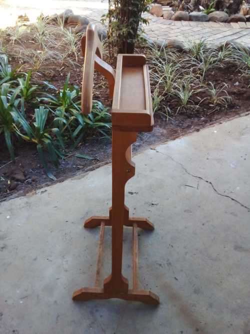 Amazing Full Size Butler Stand - Unisex - Amazing Condition - Don't Miss Out