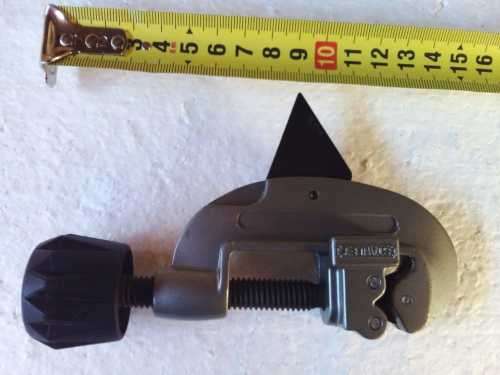 STANLEY PIPE CUTTER - 3-30MM Va-1V8 - 93-020 - AMAZING CONDITION