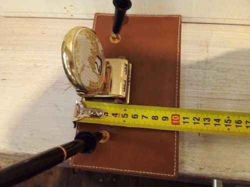 Vintage Pen holder - Calander Month/Date/Day - Hand wound -- AMAZING CONDITION  100% WORKING