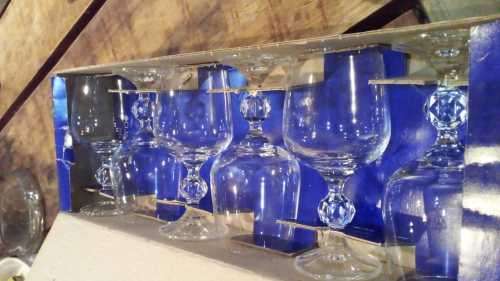 VINTAGE CLAUDIA 6 CRYSTAL GLASSES - IN ORIGINAL BOX  - MADE IN CZECHOSLOVAKIA - AMAZING CONDITION