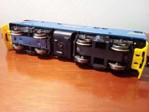 Lima Train Set - 52 Piece - 2 x Locamotives - 4 Caridgers - 45 Tracks & Power Supply  - 100% WORKING