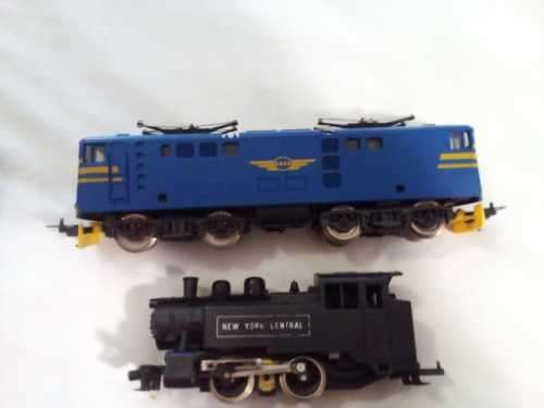 Lima Train Set - 52 Piece - 2 x Locamotives - 4 Caridgers - 45 Tracks & Power Supply  - 100% WORKING