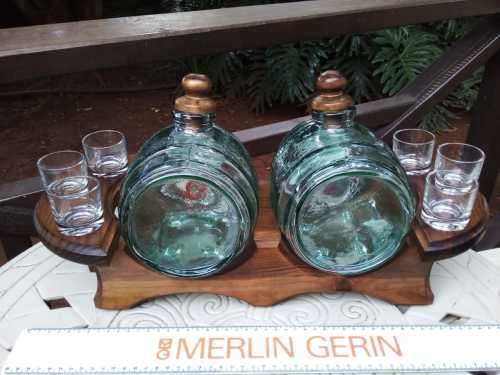 Beautiful Vintage Green Glass Keg barrels with Oak Wood stand and 6 shot glasses Brass Spout