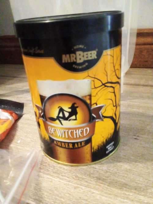 Coopers All-in one DIY 10L Beer Brew Kit Comes in Original Packaging 100% WORKING - 100% COMPLETE