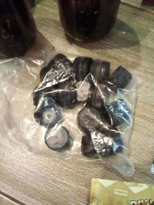 Coopers All-in one DIY 10L Beer Brew Kit Comes in Original Packaging 100% WORKING - 100% COMPLETE