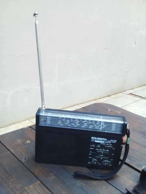SANGEAN SG-786 RADIO - VINTAGE - NOT TESTED
