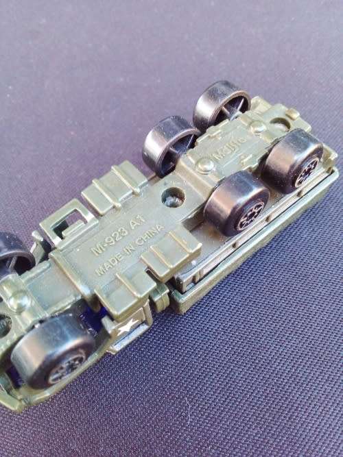 VINTAGE MILATARY TOYS` - METAL