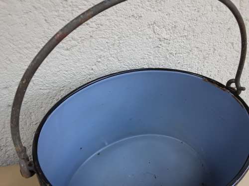 Very large vintage Judge Ware 6 Gallon Enamel hanging cooking Pot with Lid, 40cm x 30cm x 24cm deep