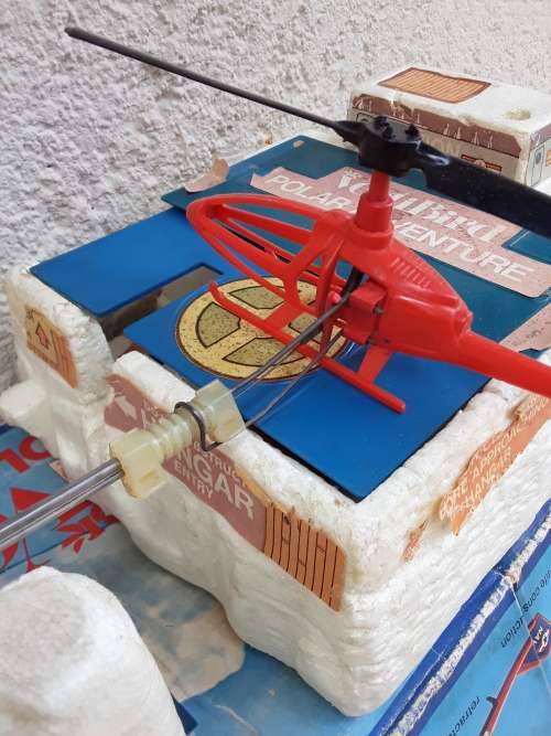 1974 MATTEL VERTIBIRD POLAR ADVENTURE - VERY, VERY RARE - 100% WORKING - COMES WITH ORIGINAL BOX