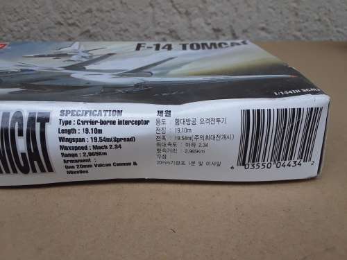 US Navy Fighter F-14 Tomcat Plastic 1 144 Scale Academy Model Kit - BRAND NEW