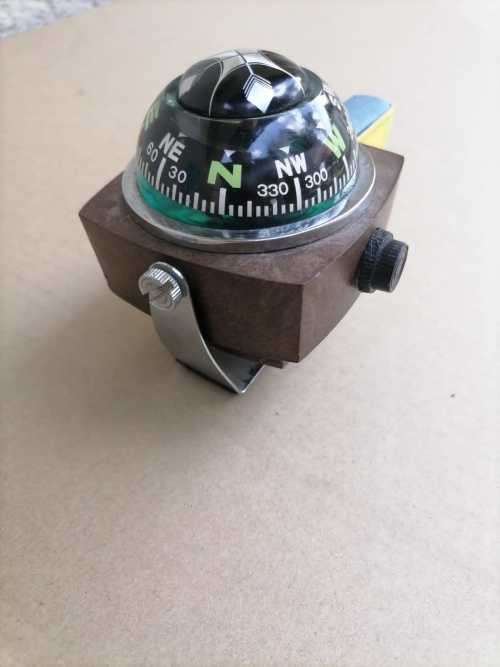 VINTAGE GTS 360 COMPASS - MADE IN JAPAN FROM HOLLYWOOD - AMAZING DISPLAY - 100% WORKING