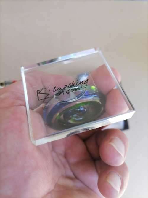 Smashing art glass - The Koru circle - AMAZING - IN ORIGINAL BOX