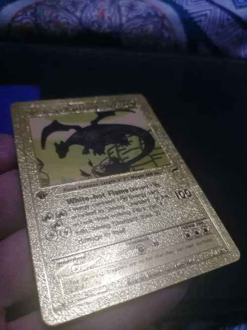 POKEMON 1995-2000 Golden Shining Charizard RARE - VERY GOOD CONDITION IN SLEEVE