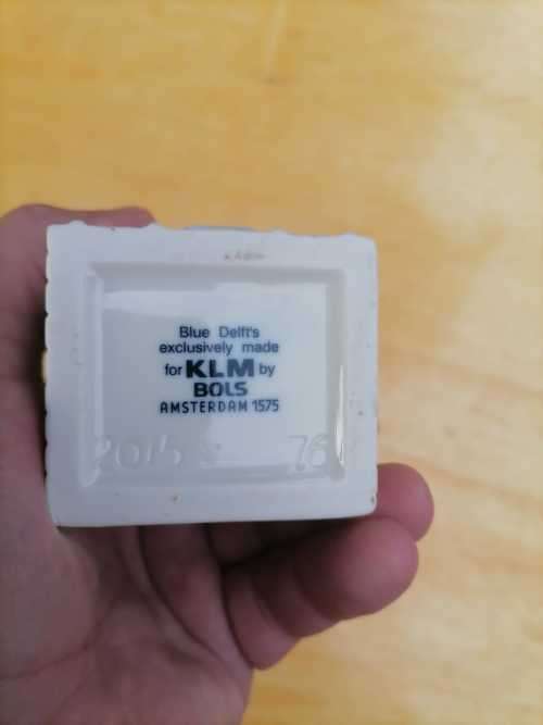 Delft`s made For KLM BY BOLS NO 76 - SEALED WITH LIQUID IN BOTTLE - AMSTERDAM 1575