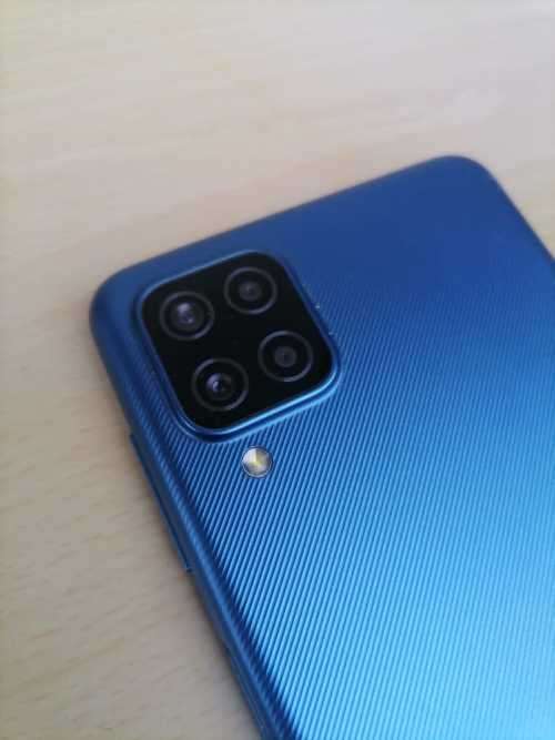 **R3600.00** SAMSUNG Galaxy A12 (SM-A127F/DS) Dual SIM,64 GB,4 GB RAM - LIKE NEW