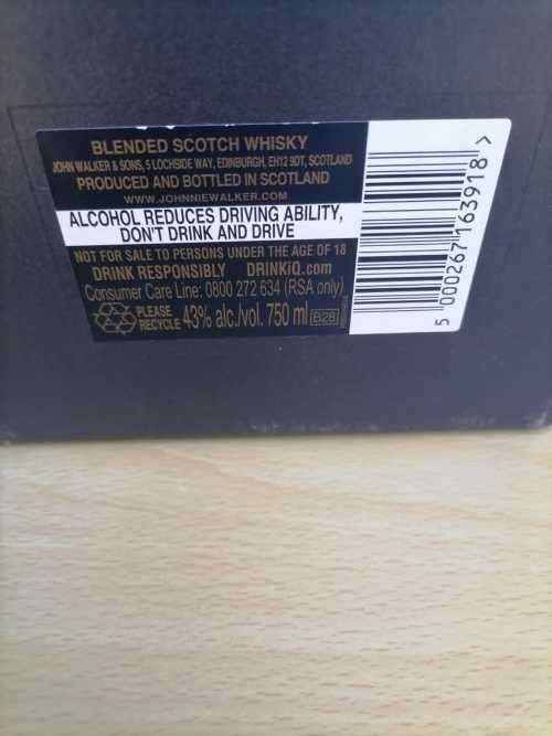 Johnnie Walker Blue Label - 750ml - GIFT PACK SET