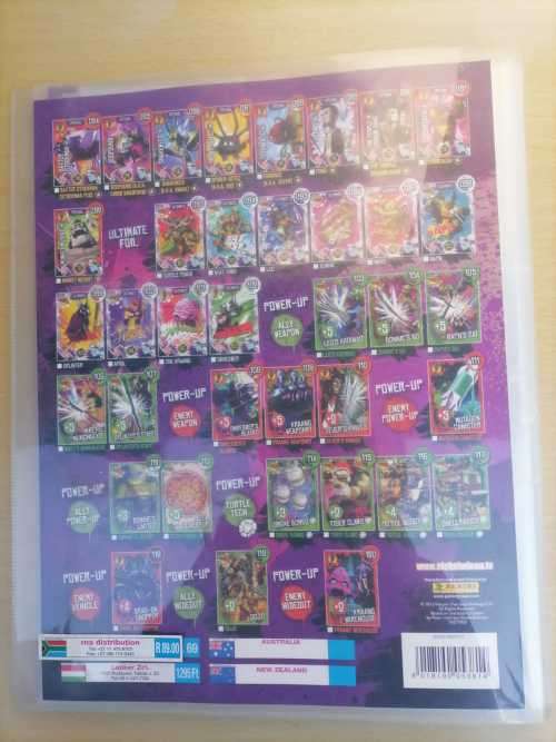 Teenage Mutant Ninja Turtles - PANINI 2013 - BINDER AND 12 CARDS