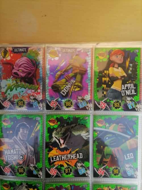 Teenage Mutant Ninja Turtles - PANINI 2013 - BINDER AND 12 CARDS