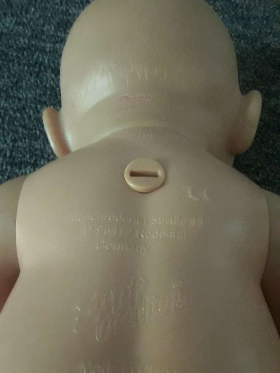 Zapf Creation D-96472 Baby Doll - 2013 - Made in Germany with clothes & nappies