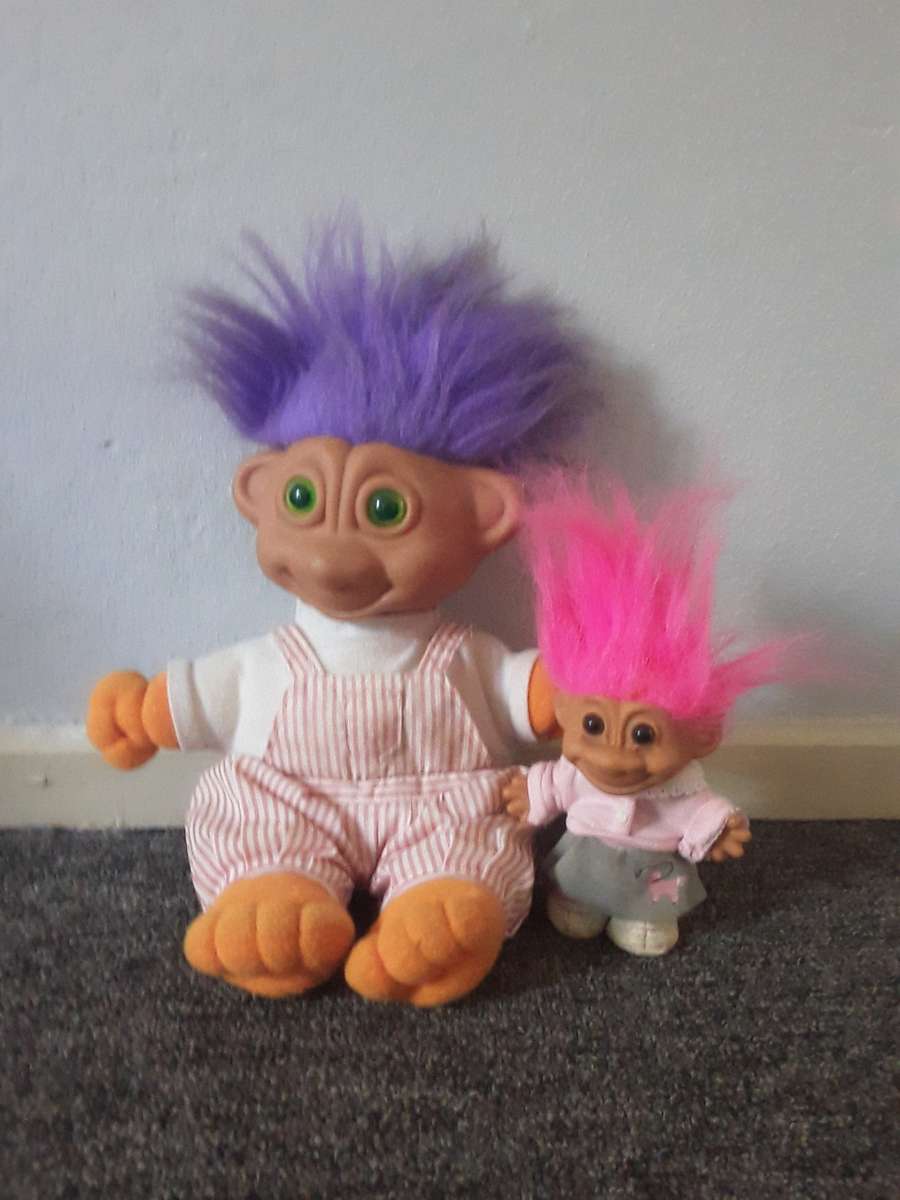 Vintage My Lucky 1950`s Poodle Skirt Troll Doll Hot Pink Hair and Large Troll Battery operated