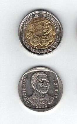NELSON MANDELA SET OF 2 HIGHLY COLLRCTABLE R5 COINS VF CONDITION